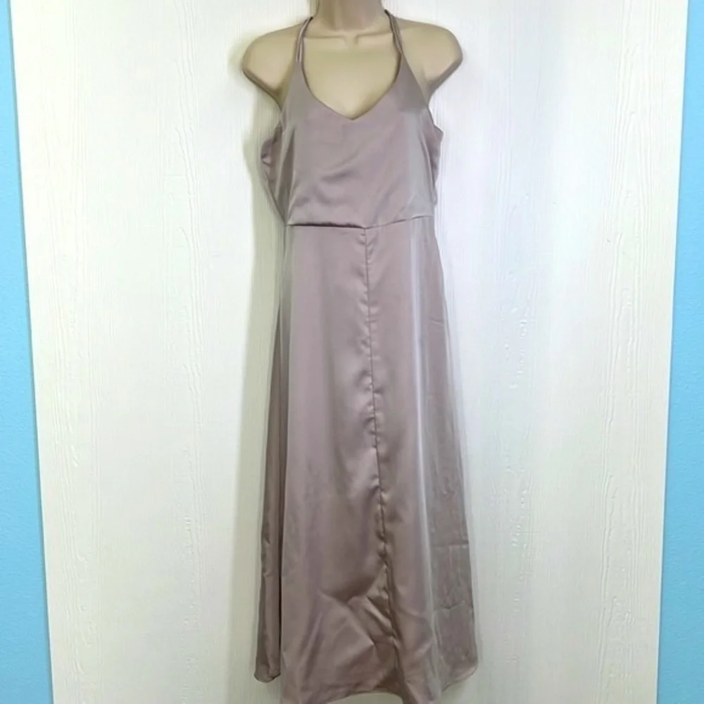 Mod Ref - Shiny Polyester Strappy Side Zipper Silver Maxi Dress Size Small